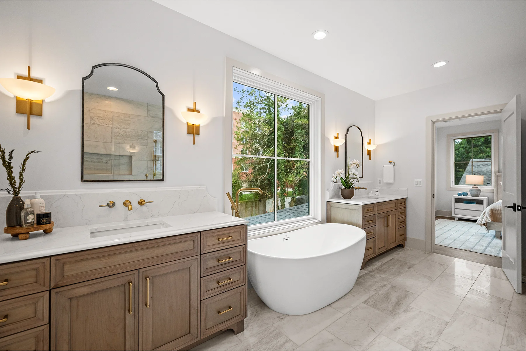 3700 Sqft New Home Oakley Primary bathroom suite