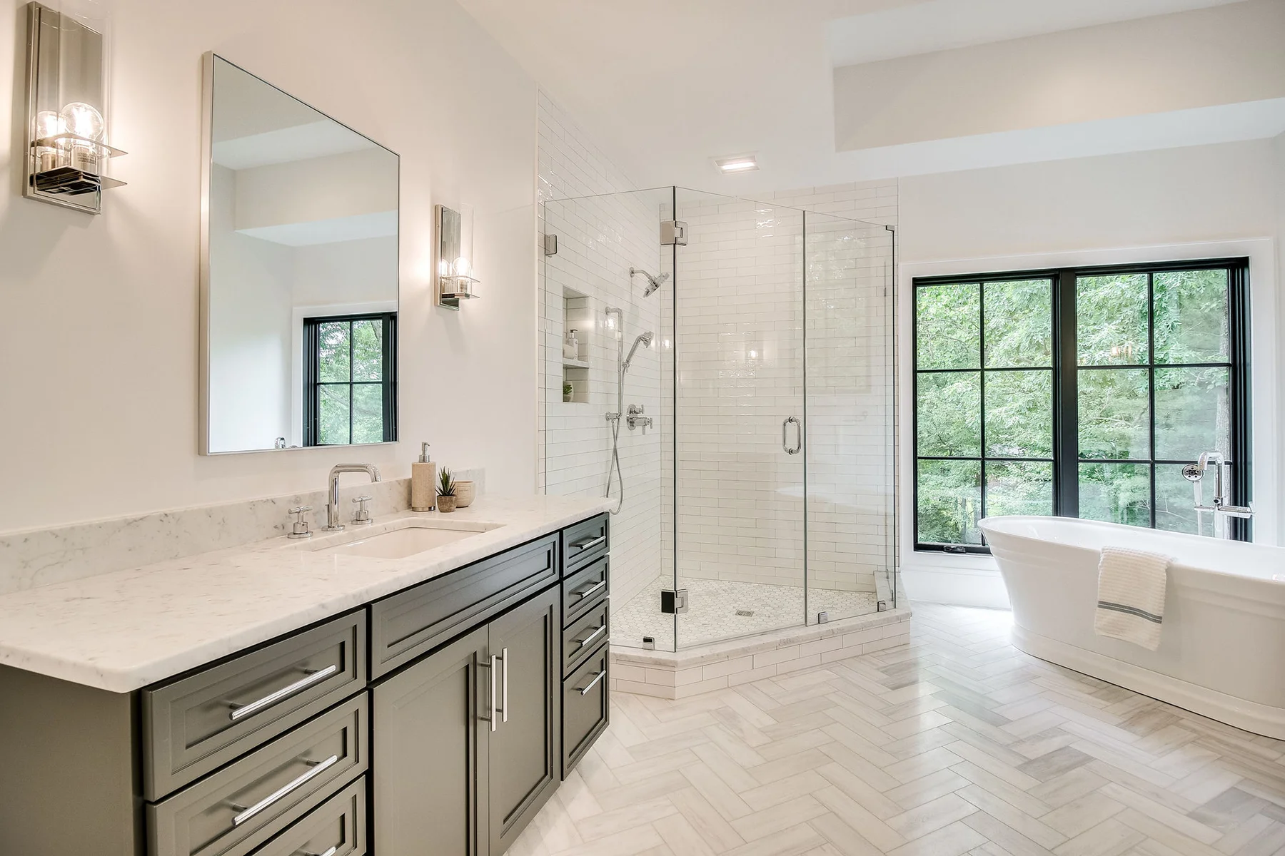 Mclean Home For Sale Emerson Plan Primary Bathroom