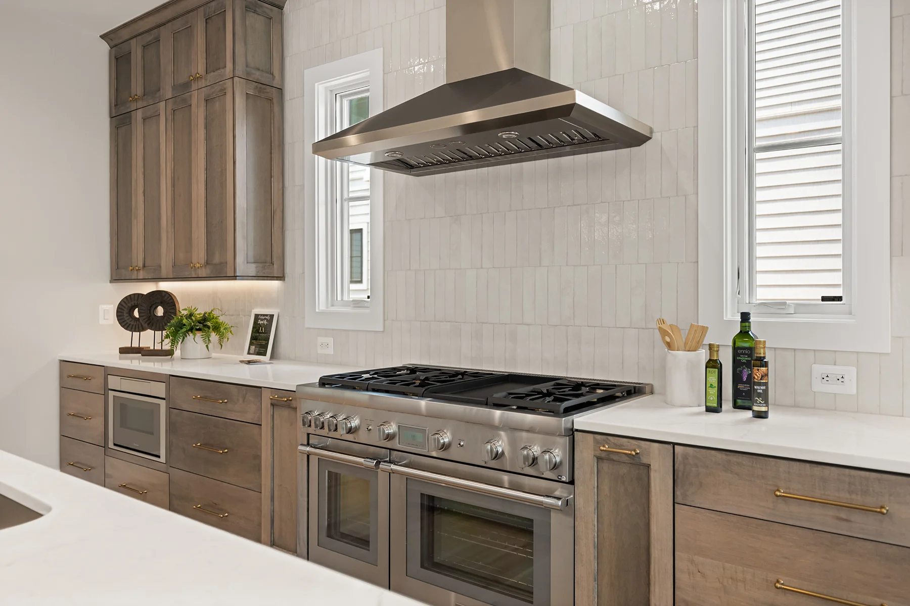 New Home Plan Potomac gourmet kitchen stove