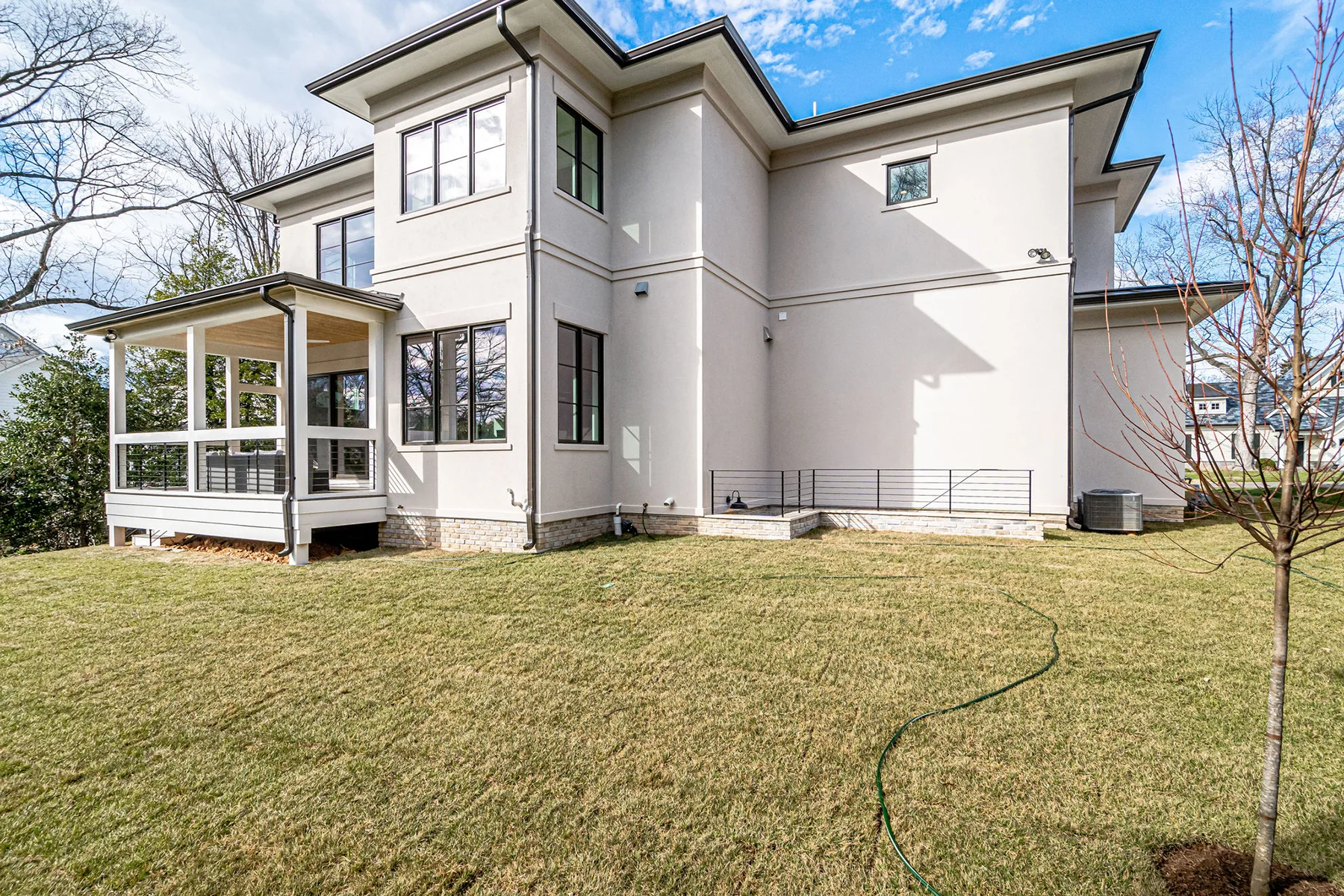 Ten Foot Ceilings, Arlington Luxury Home Plan, Ridgeview backyard view