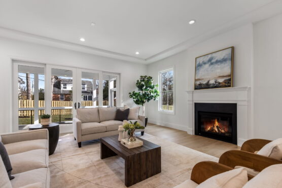 17 Web Or Mls 629 N Lincoln St 010