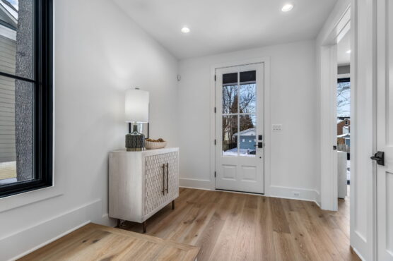 19 Web Or Mls 5206 12sth St N 006