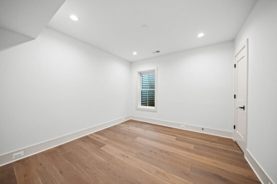 2133 N Oakland St Basement Bed