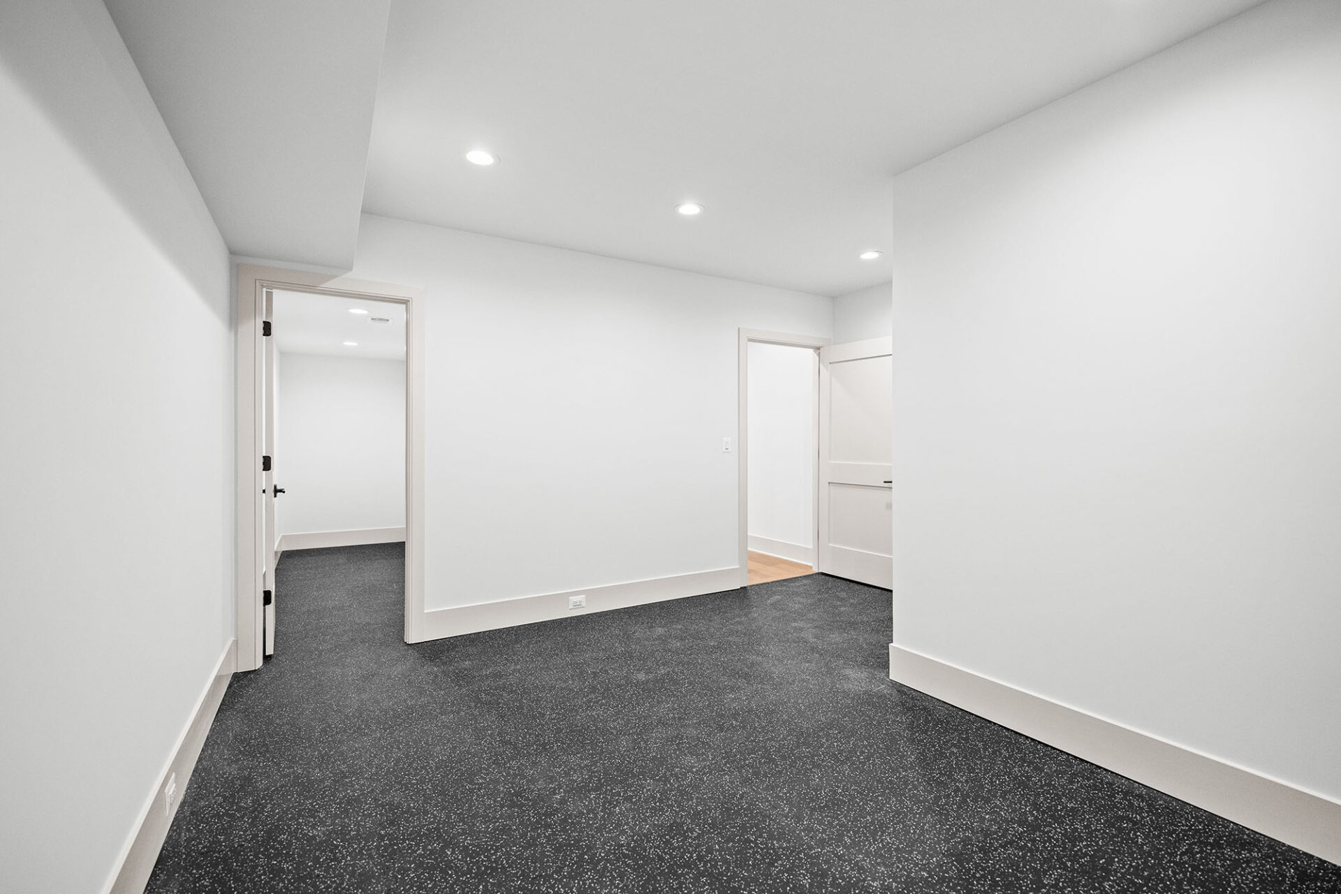 2133 N Oakland St Basement Fitness Room