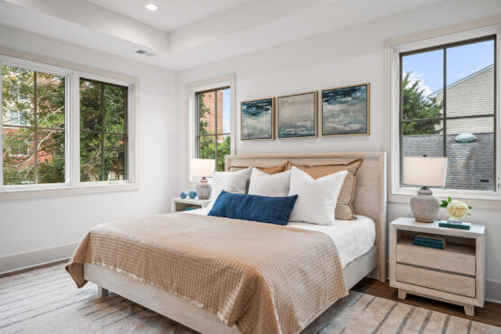 2133 N Oakland St Primary Bed Close