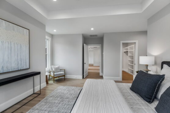 29 Web Or Mls 629 N Lincoln St 026