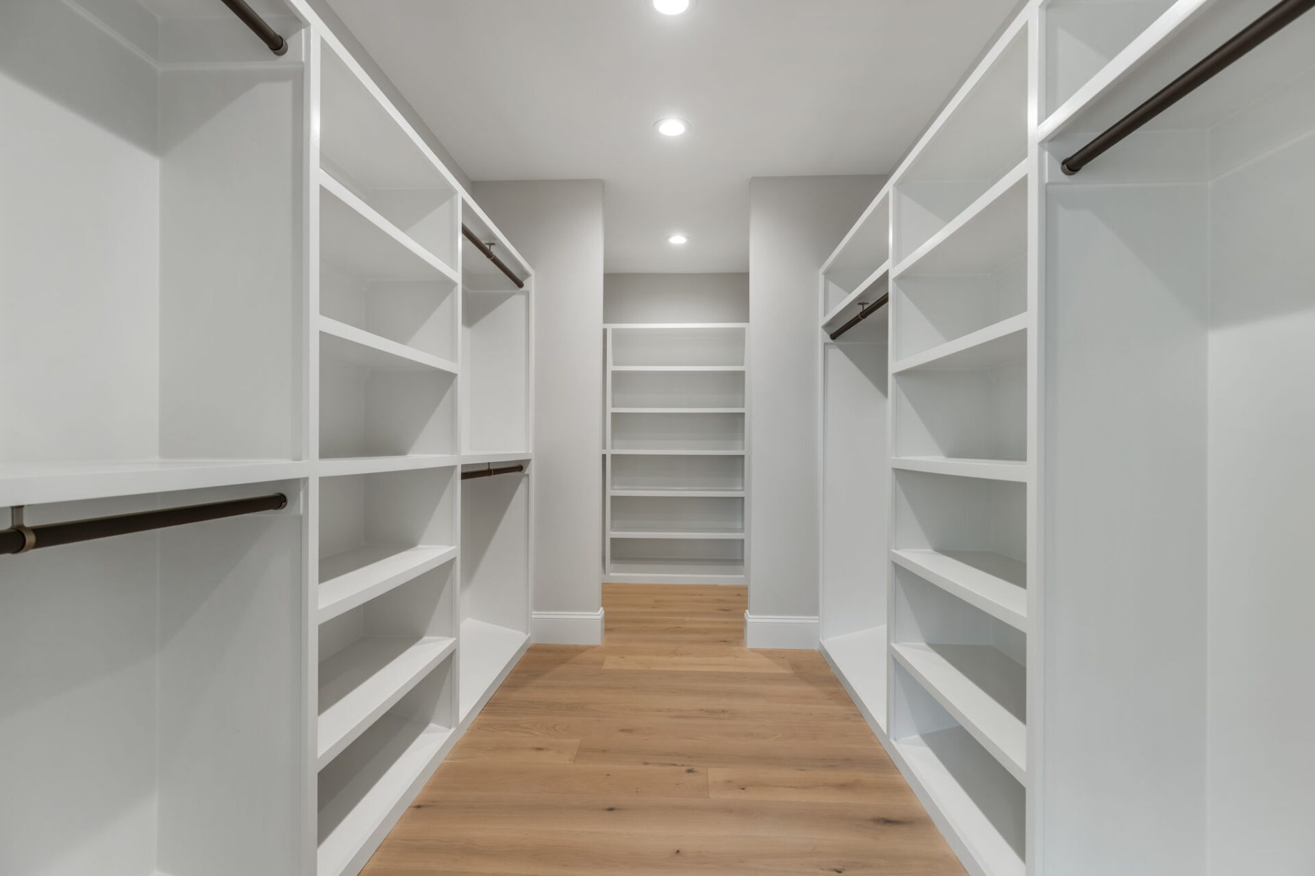 30 Web Or Mls 629 N Lincoln St 027