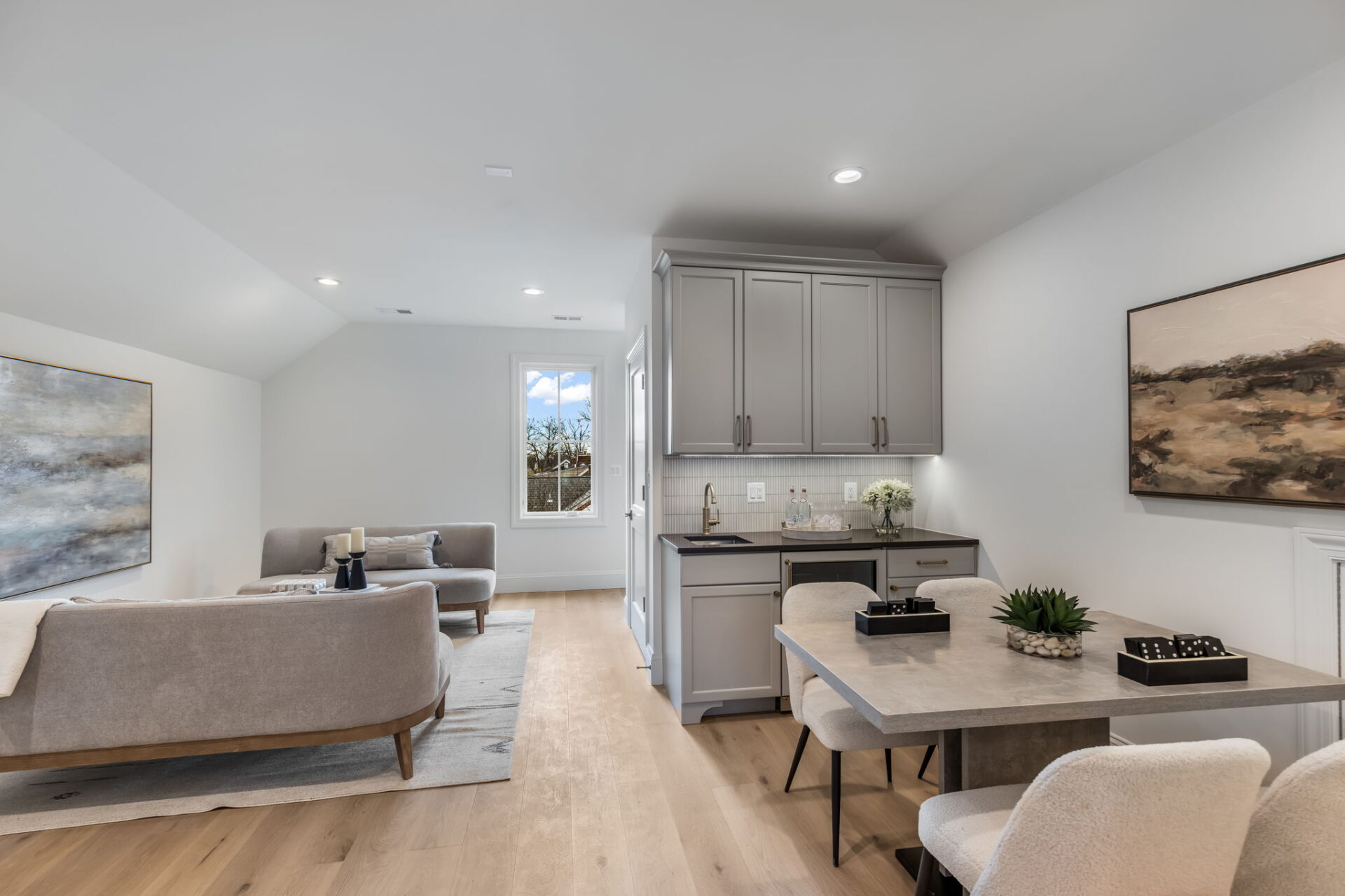 45 Web Or Mls 629 N Lincoln St 043