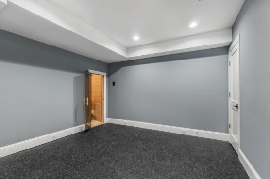 53 Web Or Mls 629 N Lincoln St 052