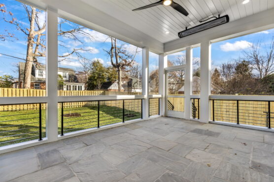 57 Web Or Mls 629 N Lincoln St 057