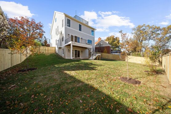 600 29th Rd S Exterior Rear Lawn