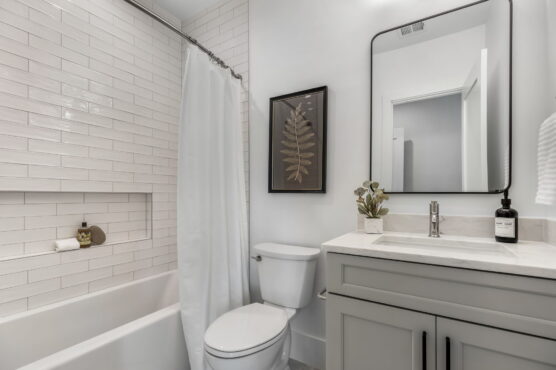 62 Web Or Mls 5206 12sth St N 049