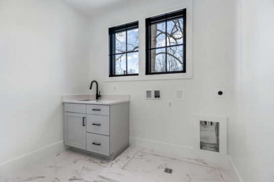 65 Web Or Mls 5206 12sth St N 052