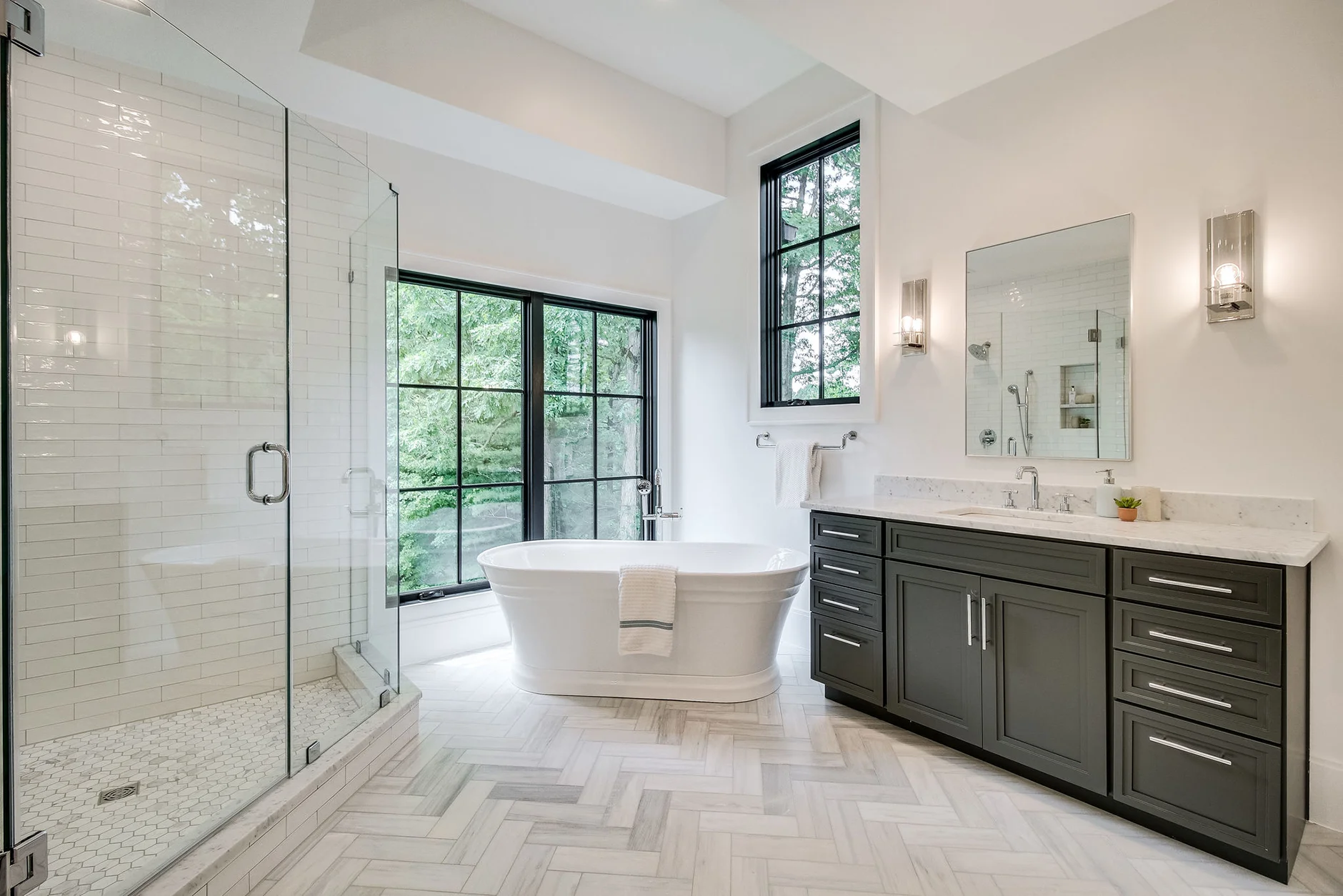 Mclean Classic Cottage Primary Bathroom