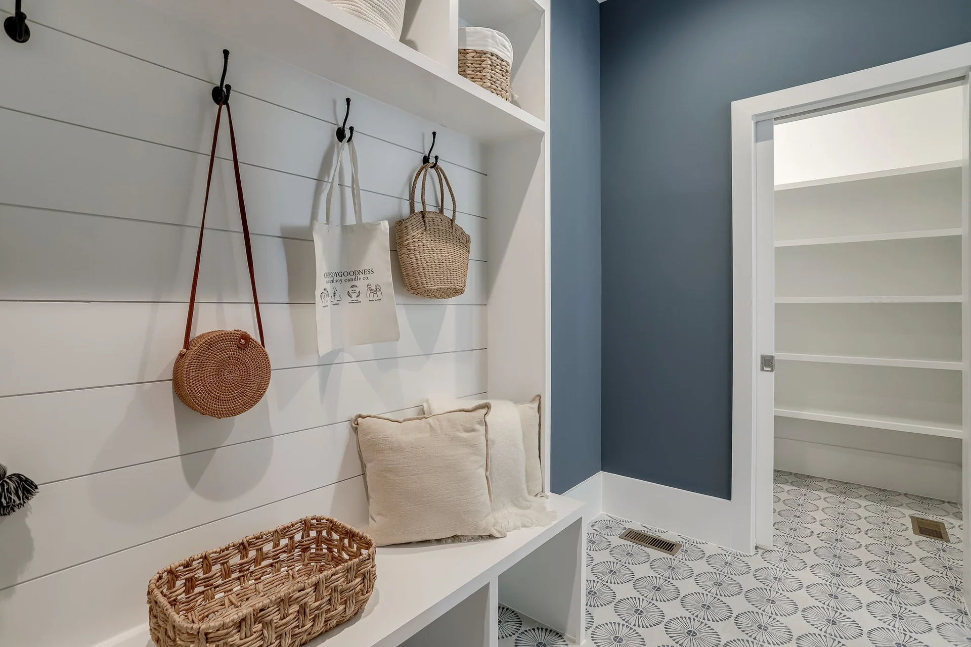 Arlington Home Builder Amenities006