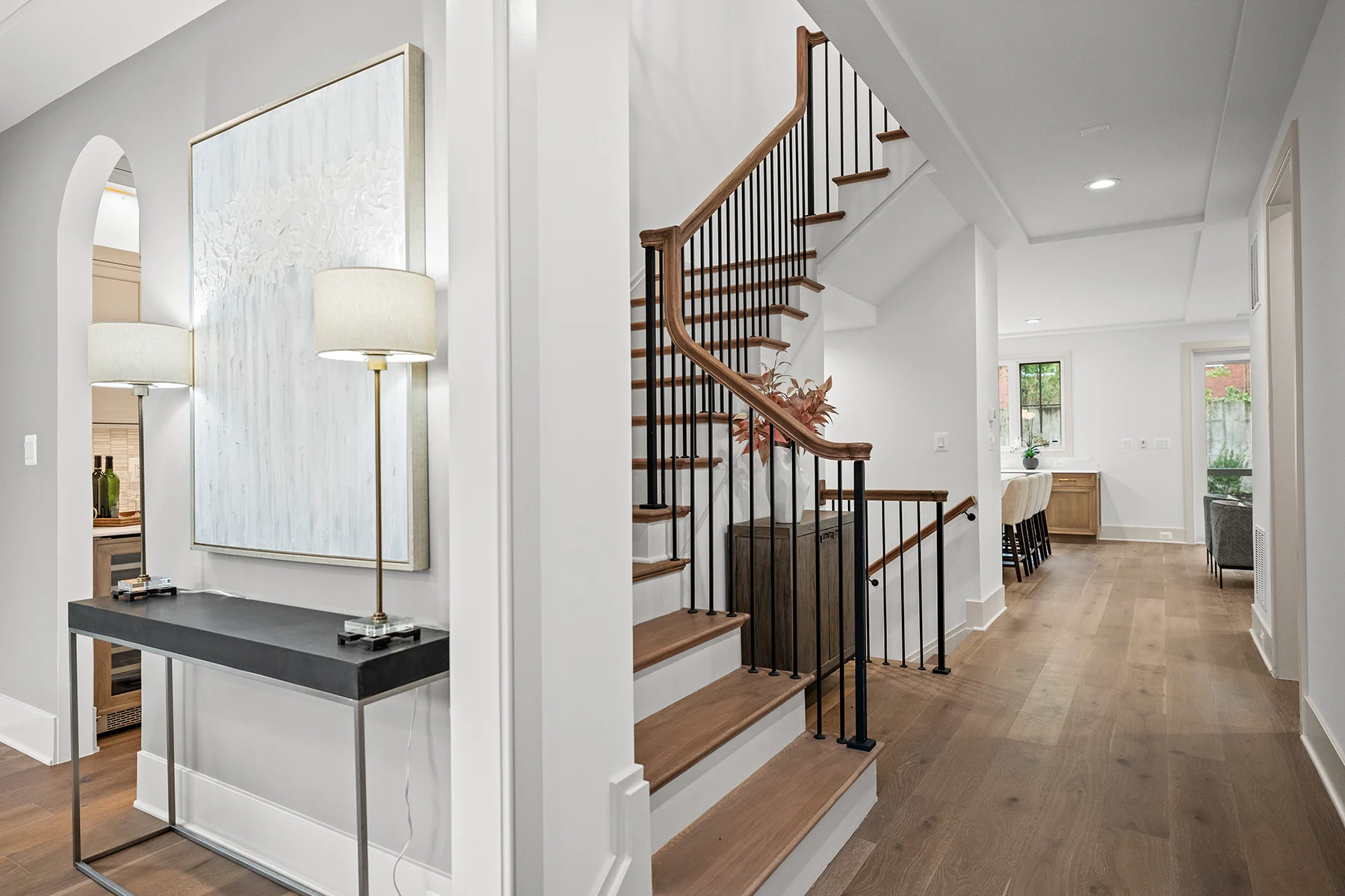 Luxury Entry Way 003