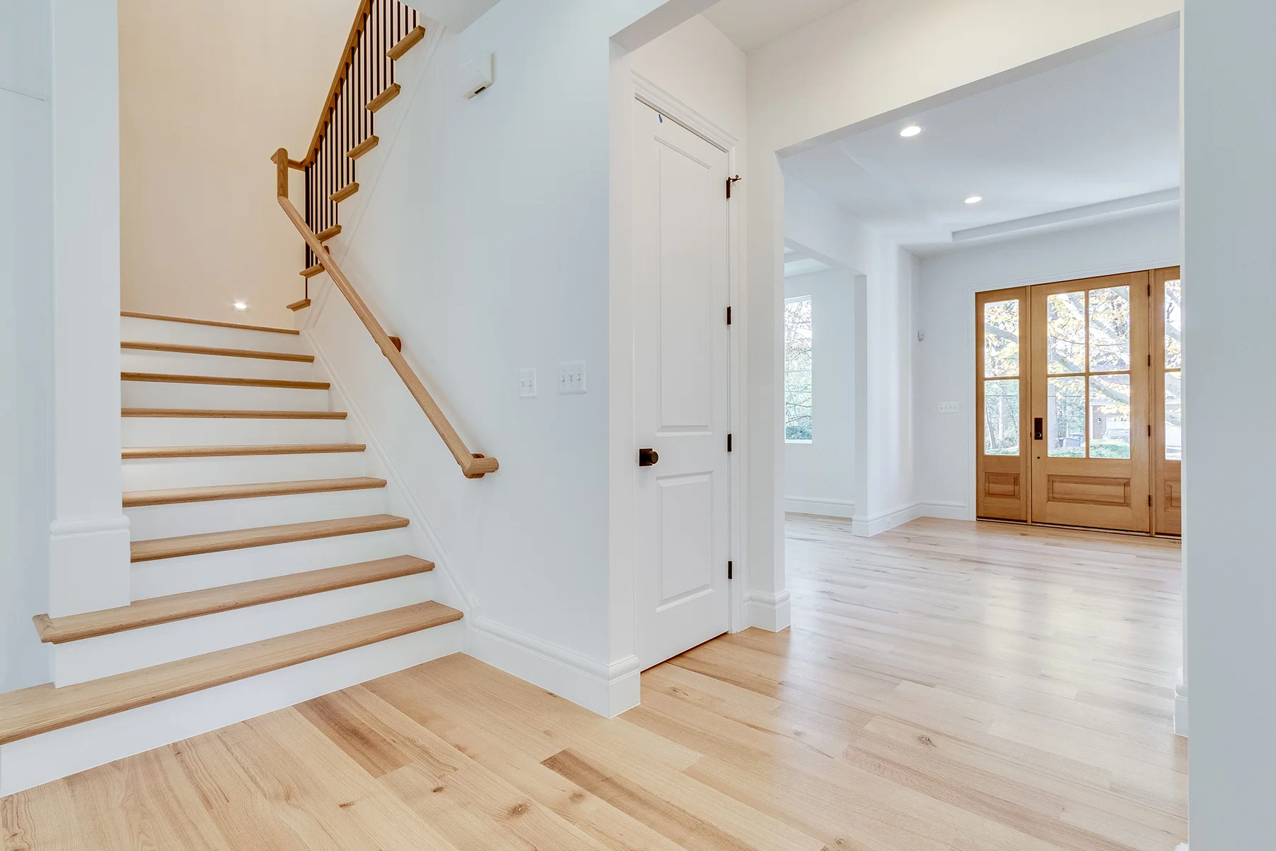 Luxury Entry Way 008