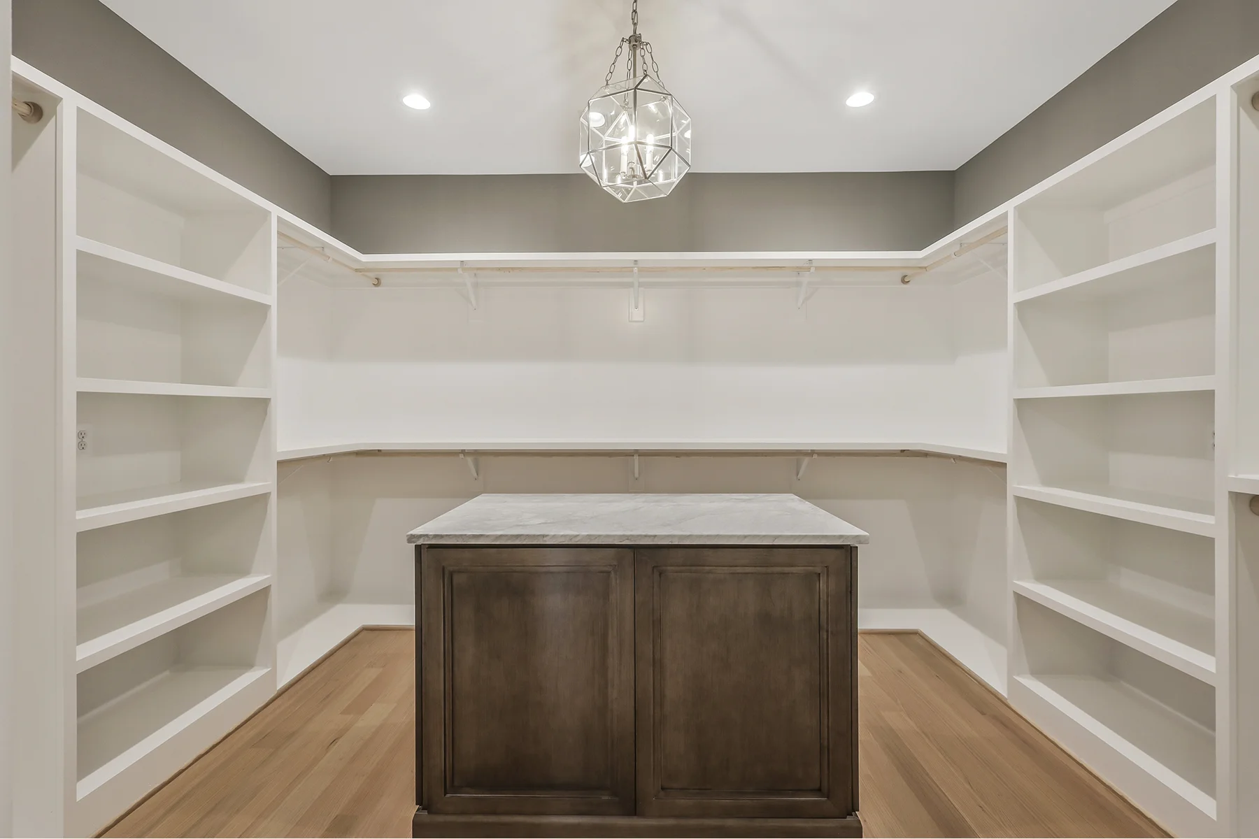 New Home Builder Plan, The Richmond, walk-in closet