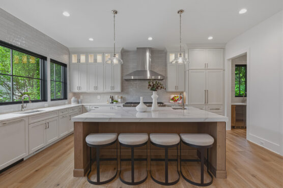 3815 N Abingdon St 12 Kitchen