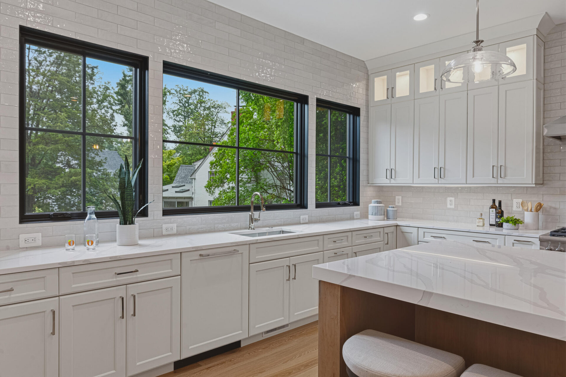 3815 N Abingdon St 18 Kitchen