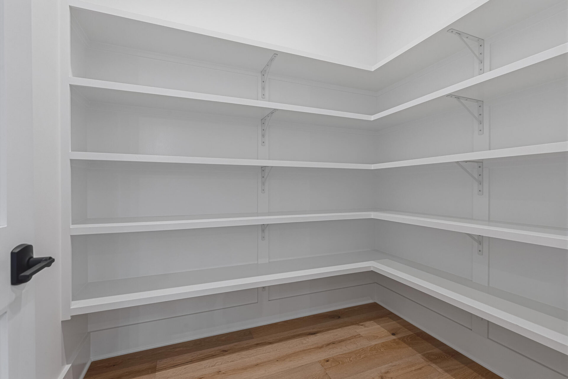 3815 N Abingdon St 23 Pantry