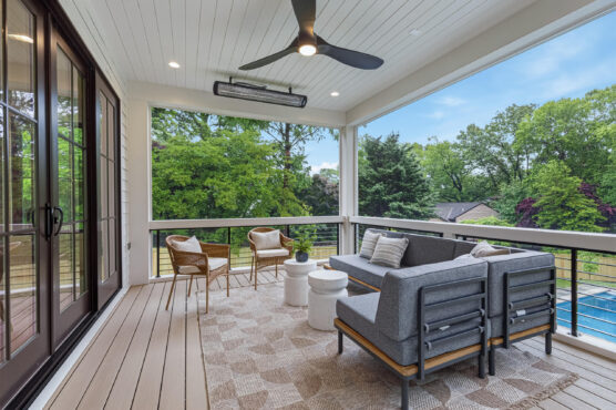 3815 N Abingdon St 31 Screened Porch