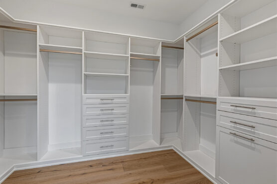 3815 N Abingdon St 47 Primary Closet