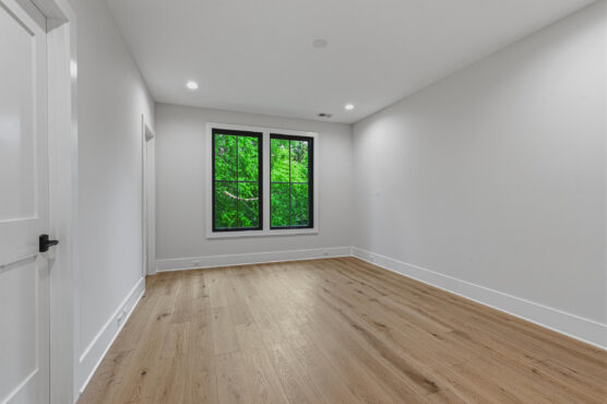 3815 N Abingdon St 54 Upstairs Bedroom