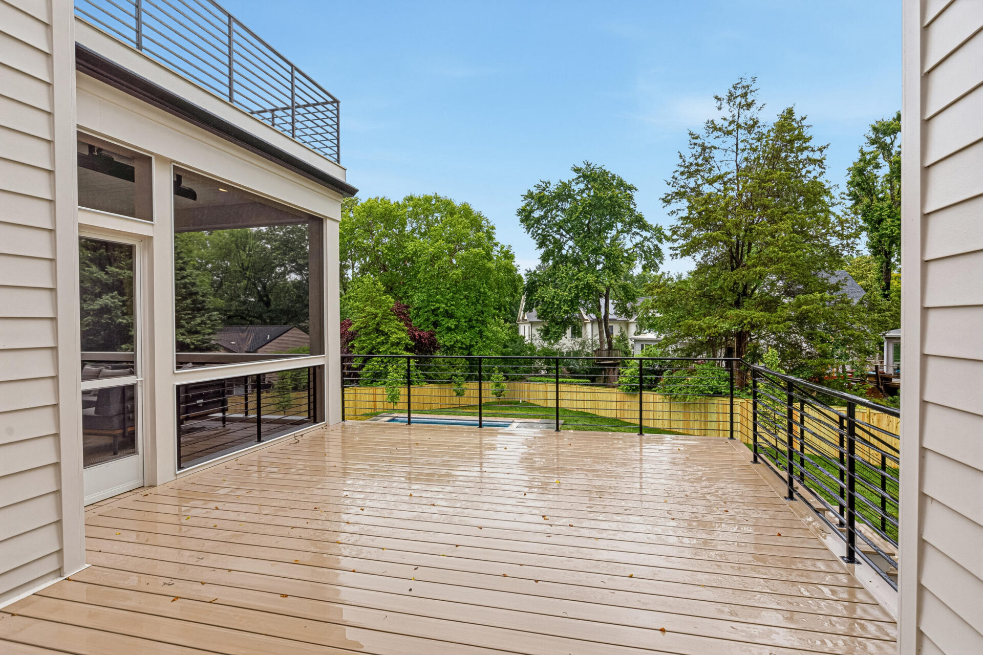 3815 N Abingdon St 81 Deck