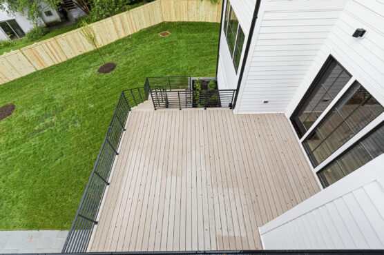 3815 N Abingdon St 91 Exterior Deck