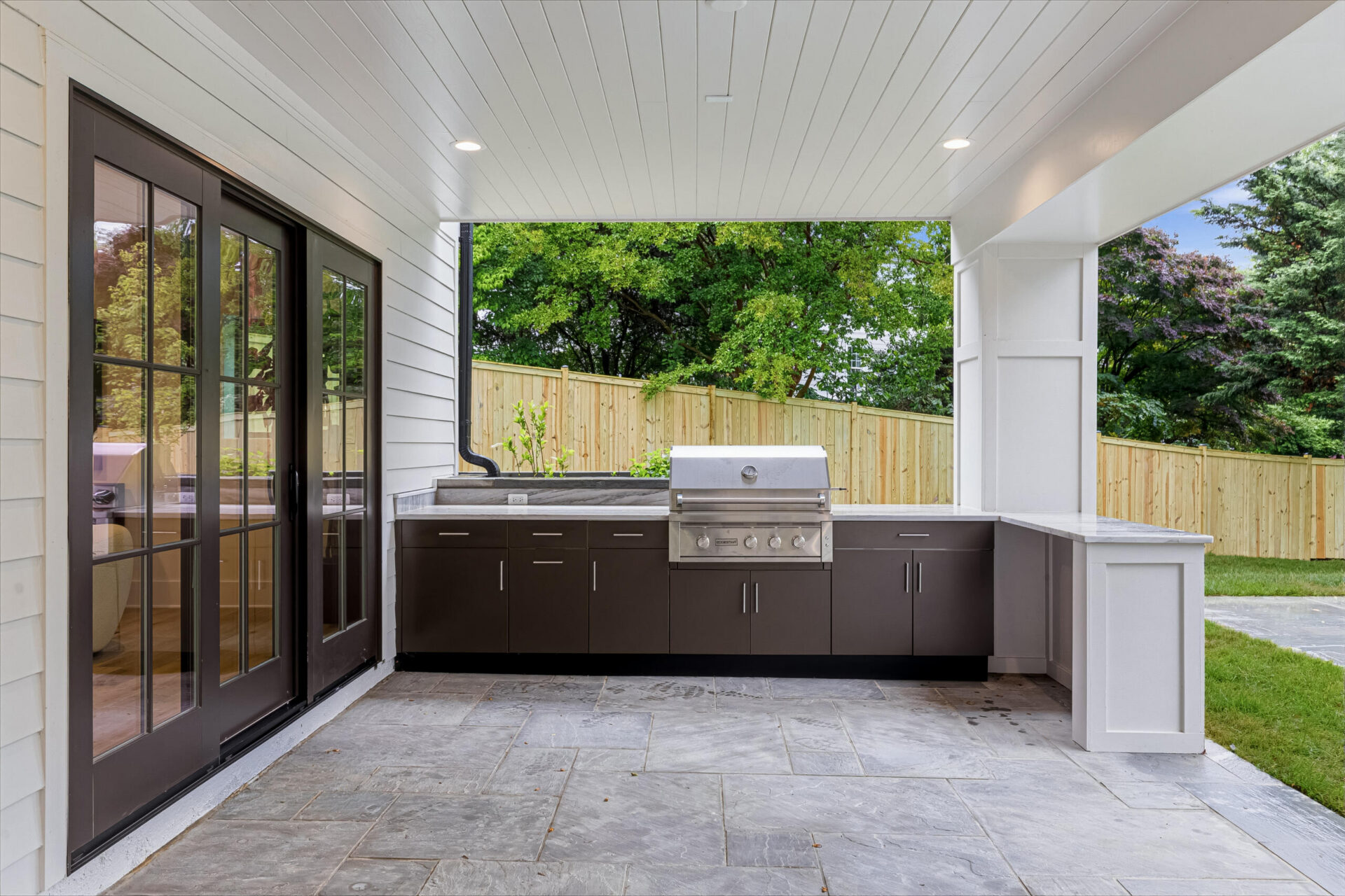 3815 N Abingdon St 97 Covered Porch