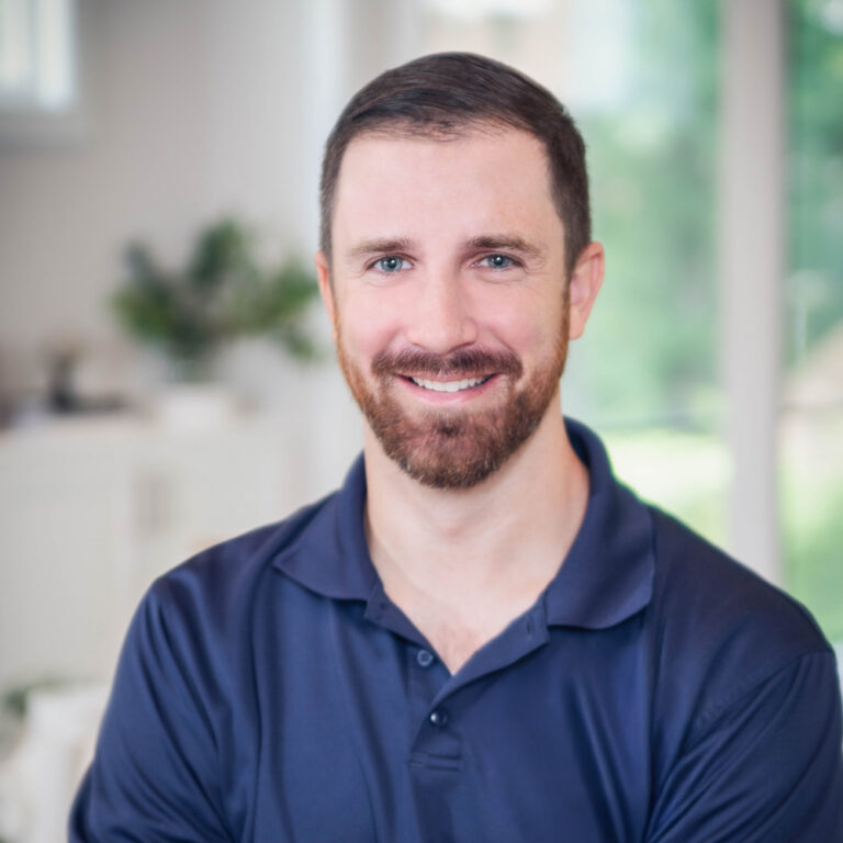 Evan Muelenaer Headshot