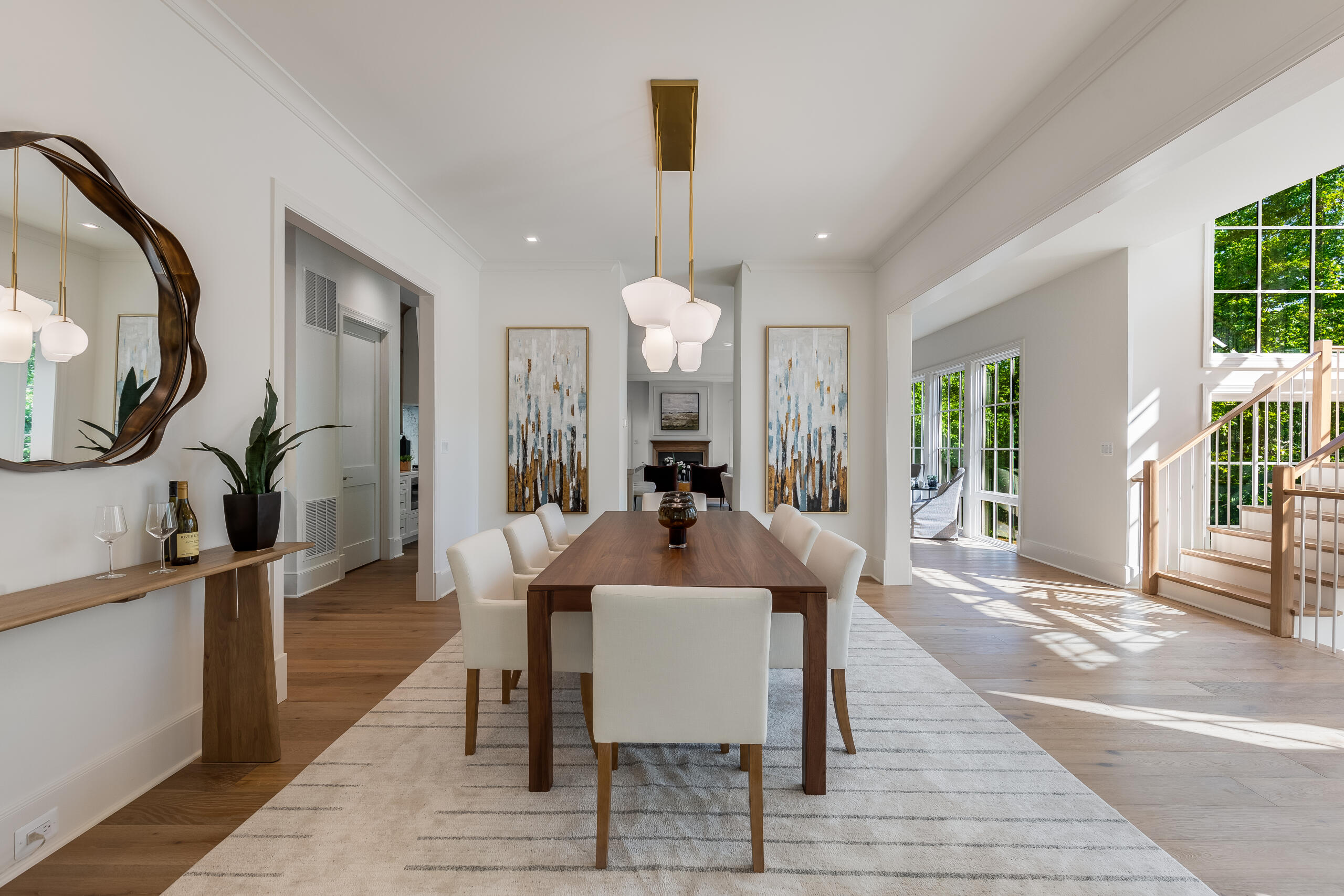 1231 N Pickett Main Level Dining Room 01
